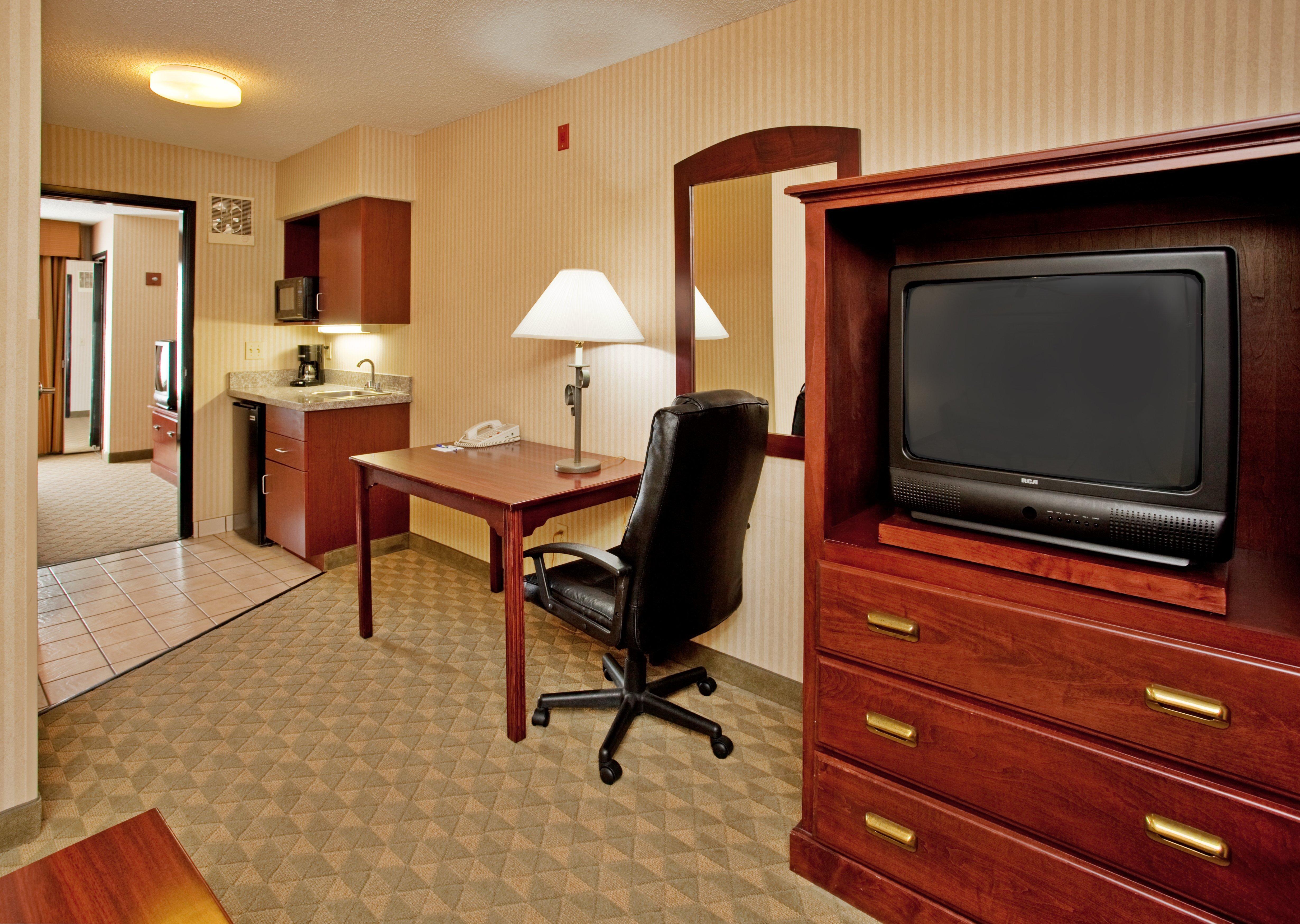 Spark By Hilton Lansing Экстерьер фото